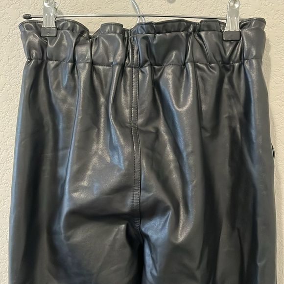 ABERCROMBIE & FITCH Paperbag Waist Vegan Leather Joggers, Size S - Picture 7 of 9